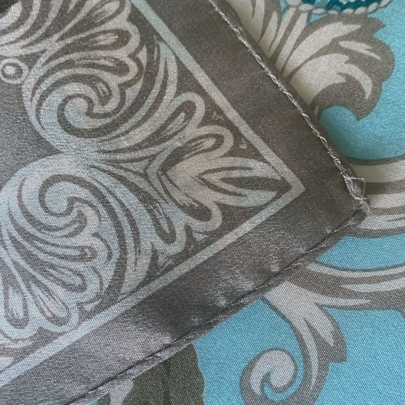 The Vera studio, vintage silk floral scarf square tan and turquoise - Picture 4 of 6